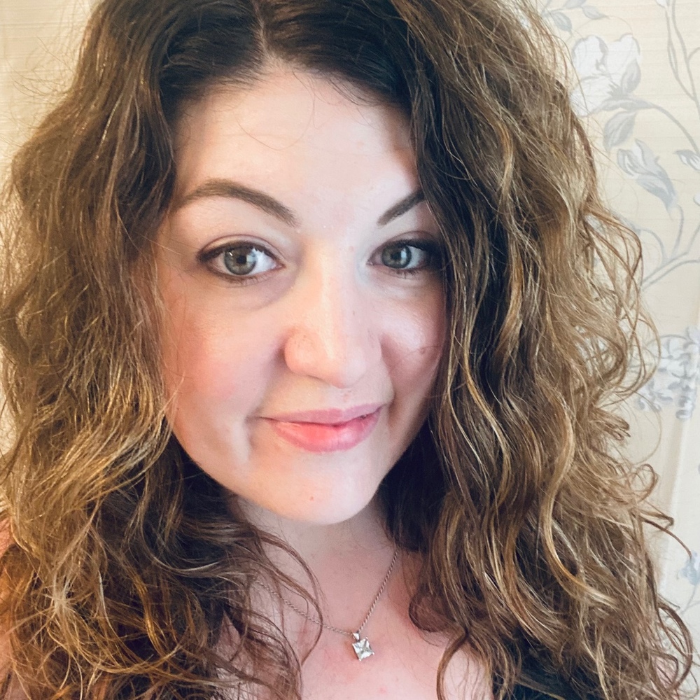 Meet your Posher, Konnie